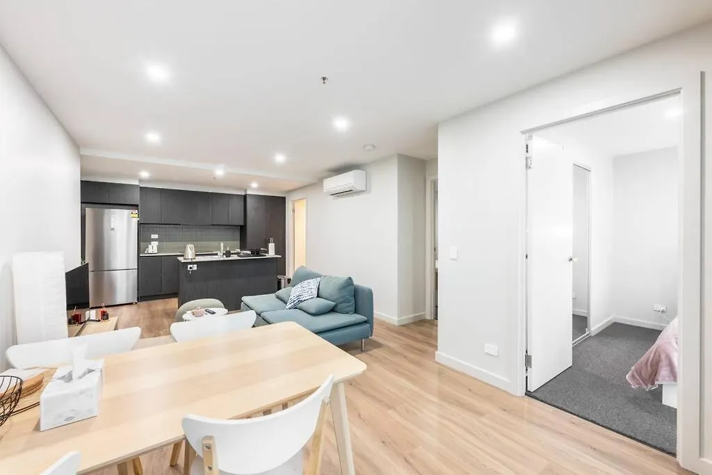 Convenient Located 2 Bedroom Apartment In Braddon Canberra Australia